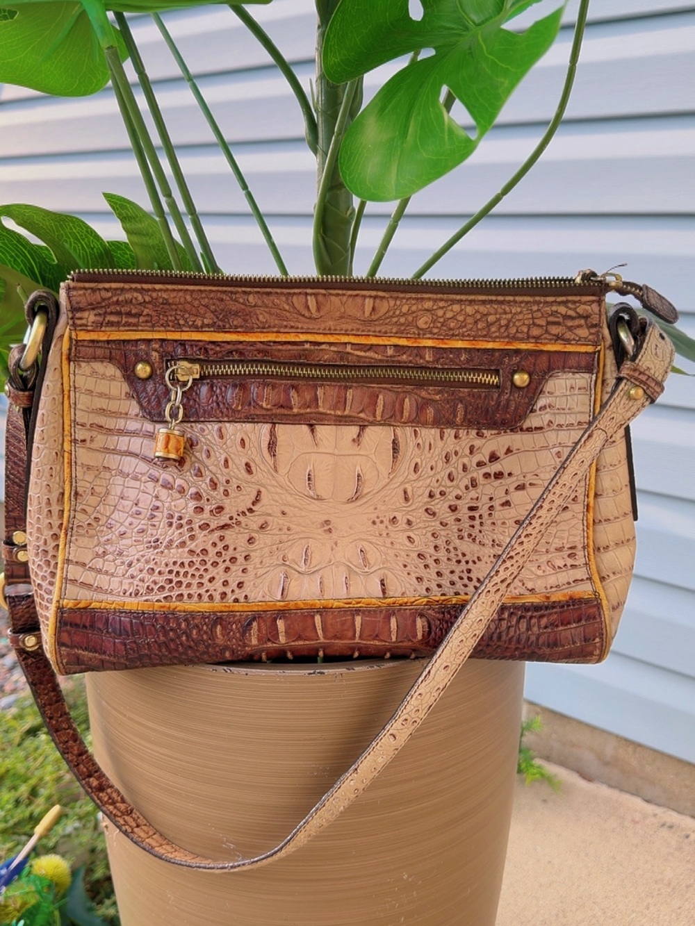 Brahmin Brown Tan Croc Embossed Leather Shoulder Bag